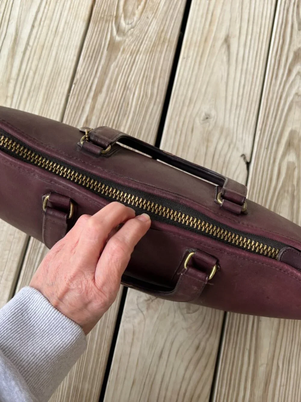 Vintage Coach glue-in label burgundy Handle Portfolio #5050 1970s 1980s rare - Picture 9 of 16